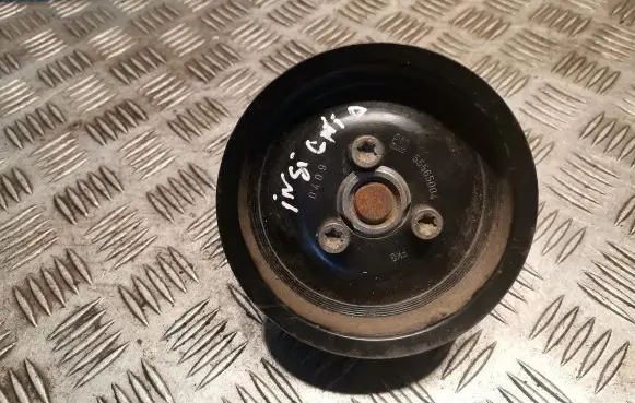 Opel Insignia A Water pump 55565004