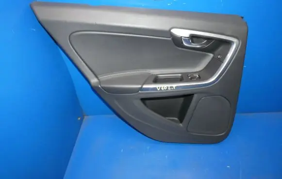 Volvo V60 Rear door card panel trim
