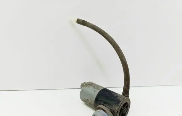 Windscreen/windshield washer pump