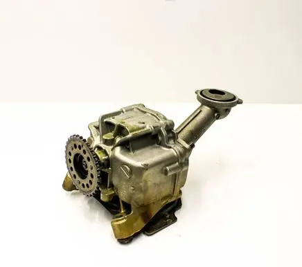 BMW 5 GT F07 Oil pump 7572477 7568821