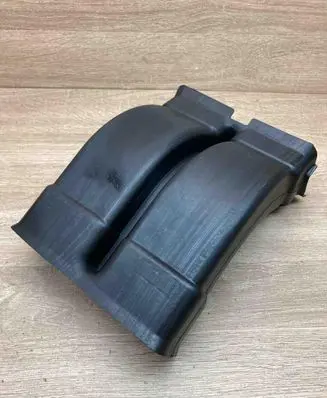 BMW X5 E70 Cabin air duct channel 6958744 773201