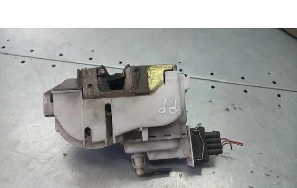 Seat Ibiza II (6k) Front door lock