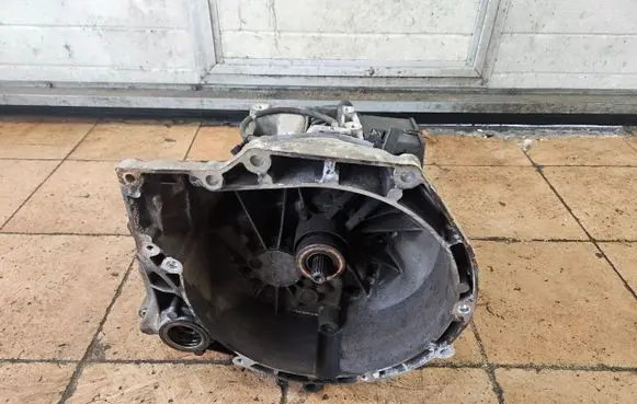 Ford B-MAX Manual 6 speed gearbox DV1R7002ABC 2N1R7F096DB