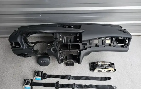 Infiniti Q30 Central console control unit DESKAIRQ30INF