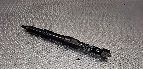 Ford Mondeo Mk III Fuel injector EJDR00504Z