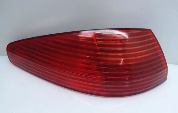 Peugeot 607 Rear/tail lights 2543G