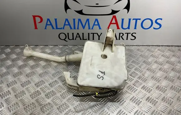 Honda Civic IX Windshield washer fluid reservoir/tank