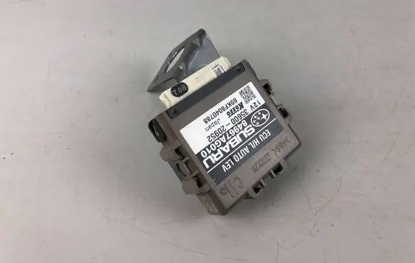 Subaru Legacy Light module LCM 84967AG010
