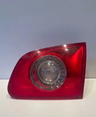 Volkswagen PASSAT B6 Tailgate rear/tail lights ZSB3C9945