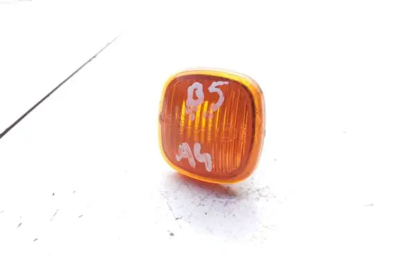 Audi A4 S4 B5 8D Front fender indicator light 4D0949101 50757