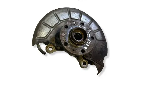 Volkswagen Golf Plus Front wheel hub 