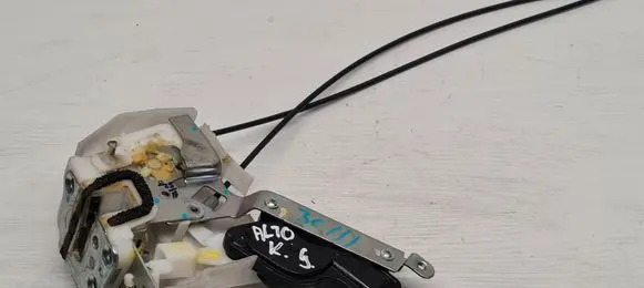 Suzuki Alto Rear door lock B78L