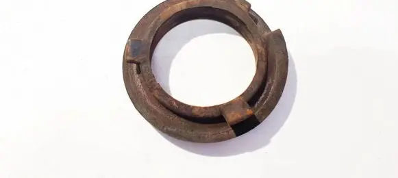 Ford Sierra Front coil spring rubber mount 83bb5599ac 83bb-5599-ac