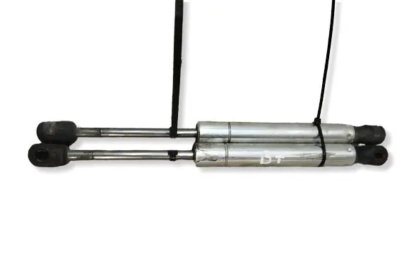 Volkswagen PASSAT B5.5 Tailgate/trunk strut/damper 3B5827550E