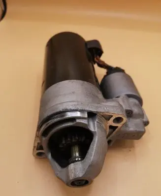 Mercedes-Benz C W204 Starter motor A6519062300 000149400