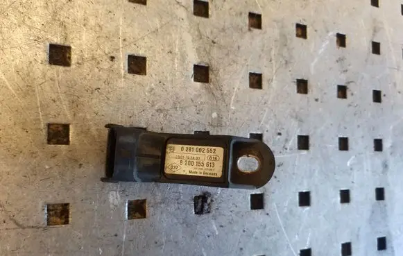 Air pressure sensor