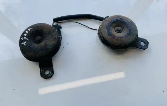 Toyota Avensis Verso Horn signal