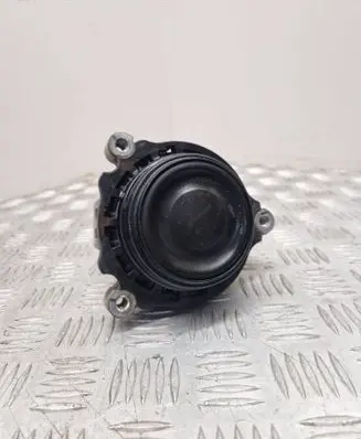 BMW 3 F30 F35 F31 Engine mount bracket 6787658
