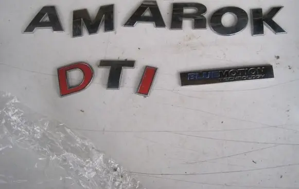 Volkswagen Amarok Rear loading door model letters 