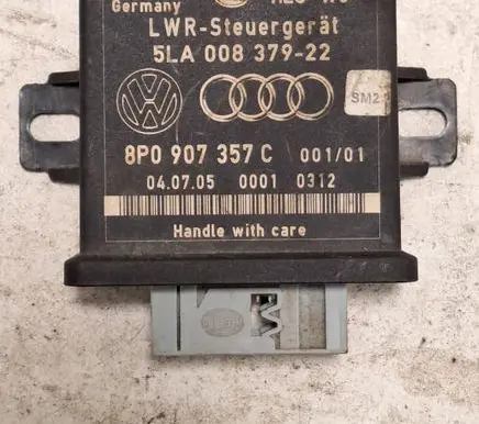 Audi A6 S6 C6 4F Light module LCM 5LA00837922 8P0907357C 00010312