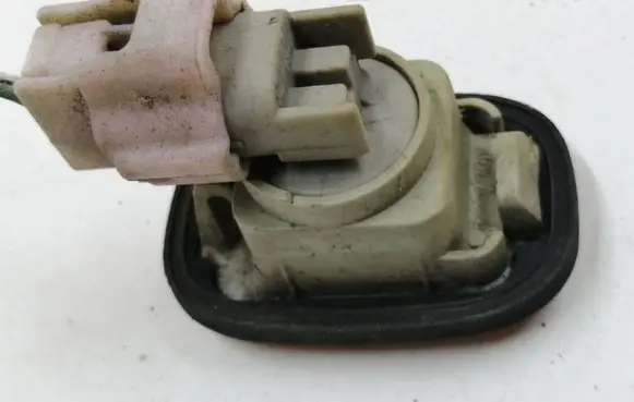 Toyota Celica T200 Front fender indicator light 013047