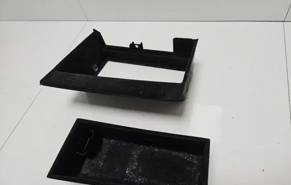 BMW X6 M Glove box 9211031 77320110 773201