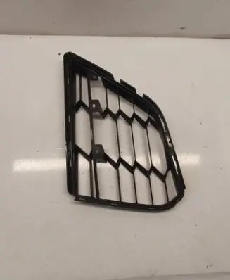 Chevrolet Corvette C8 Front bumper lower grill 84740232