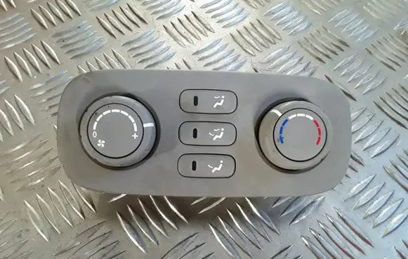KIA Carnival Climate control unit 973404DXXX