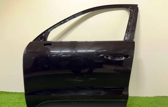 Porsche Macan (95B) Front door 95B831311A