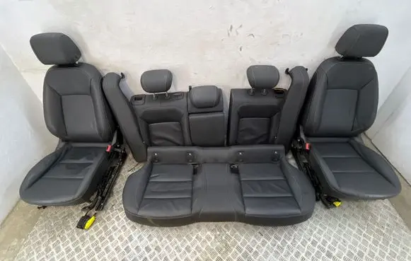 Opel Insignia B Seat set 13511685 4200000000000N 421313526