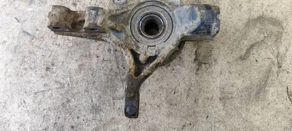 Peugeot 308 Front wheel hub