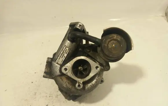 Nissan Almera Tino Turbo 14411bn800 1800549