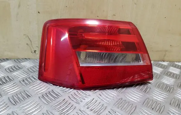 Rear/tail lights