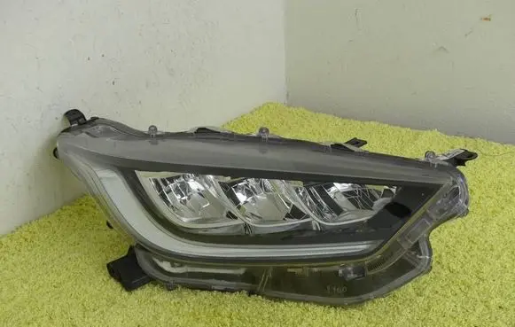 Toyota Yaris Headlight/headlamp K08EU