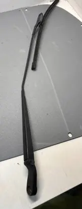 Volkswagen Polo IV 9N3 Front wiper blade arm 6Q1955410C
