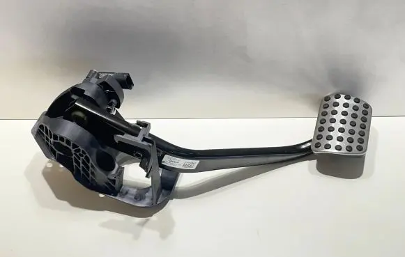 Mercedes-Benz GLE W167 Accelerator throttle pedal A1672901100 A2139051303