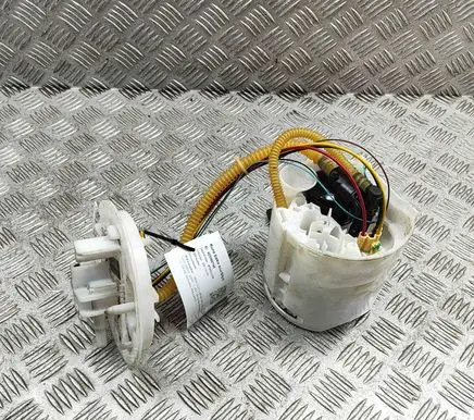 Mercedes-Benz B W247 In-tank fuel pump A2474703200