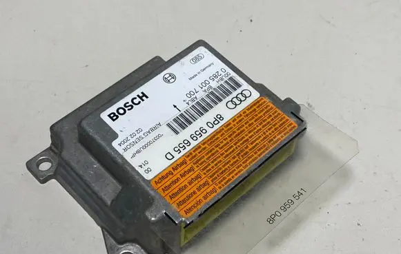 Audi A3 S3 A3 Sportback 8P Airbag control unit/module 8P0959655D 0285001700