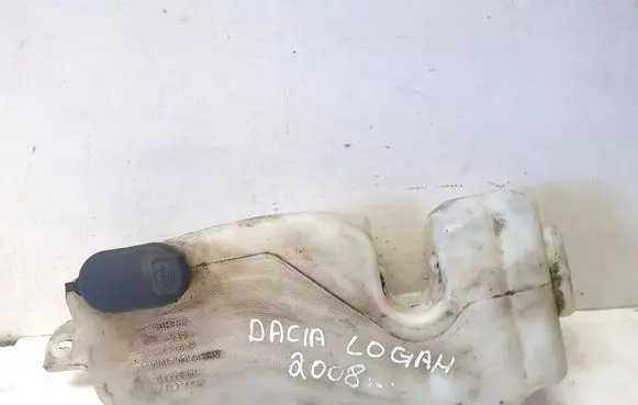 Dacia Logan I Windshield washer fluid reservoir/tank 8200210002