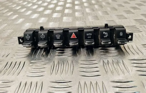 Peugeot 3008 I A set of switches 98057379ZD 10104676 01059A02