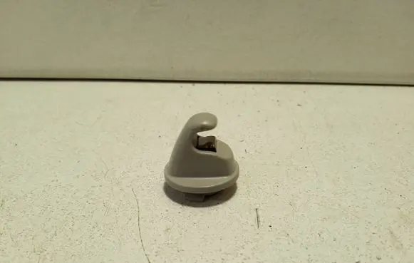 Volkswagen Tiguan Sun visor clip/hook/bracket 5G0857561B