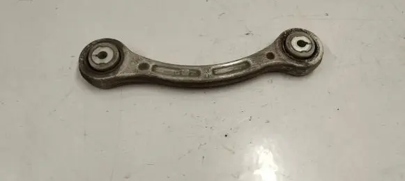 Maserati Ghibli Rear upper control arm/wishbone 69573