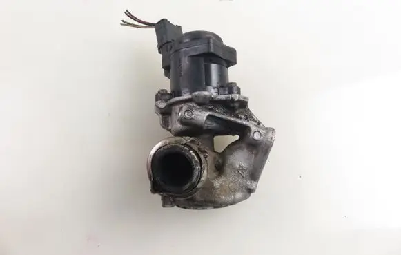Citroen C3 EGR valve 215975053 9649358480
