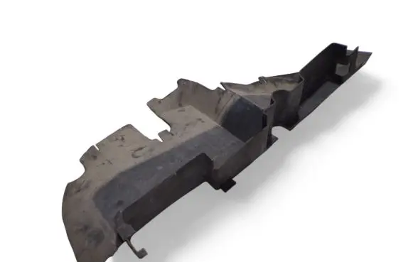 Audi A6 S6 C5 4B Intercooler air guide/duct channel 4B0121284R