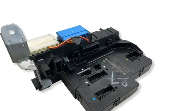 Mercedes-Benz C W204 Comfort/convenience module 2049005201 2045459032 2129021201