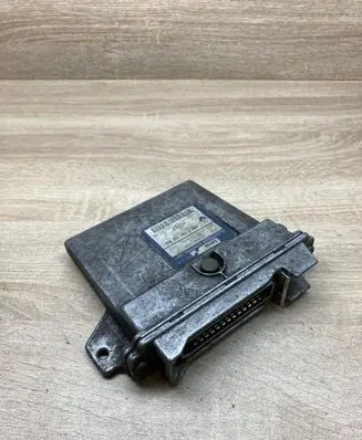 Renault Kangoo I Engine control unit/module ECU 7700104956 7700111205