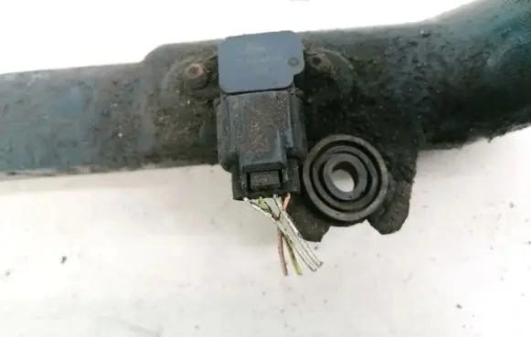 Ford Mondeo Mk III Air pressure sensor 1C1A9F479AA 1C1A-9F479-AA