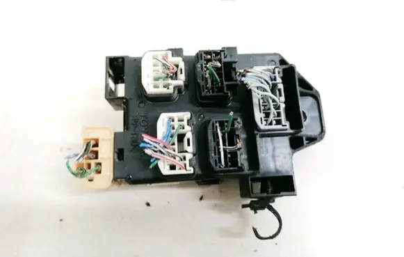 Toyota Avensis Verso Fuse box set
