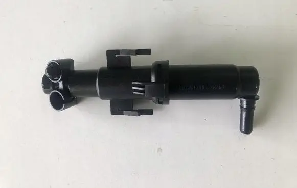 BMW 5 F10 F11 Headlight washer pump 7149886