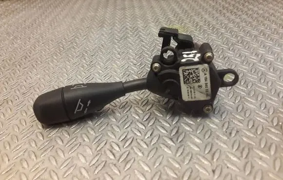 Mercedes-Benz R W251 Steering wheel adjustment handle/lever A1645403245 1645403245